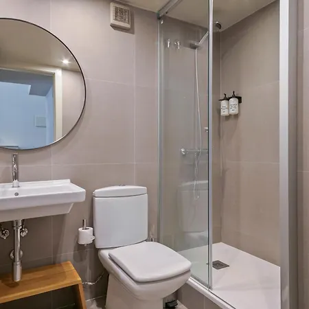 Uma Suites Barceloneta Beach