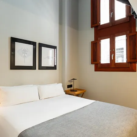 Uma Suites Barceloneta Beach Barcelona