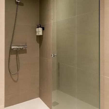 Uma Suites Barceloneta Beach *