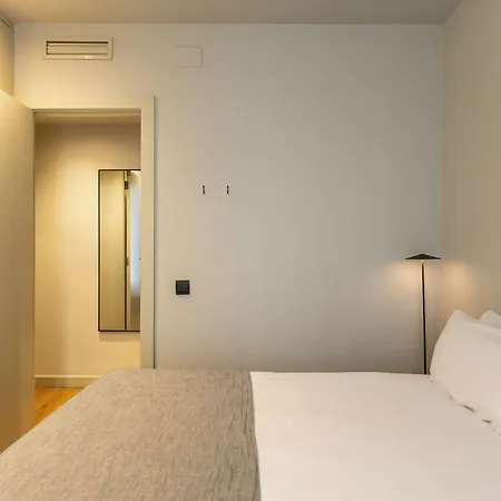 Uma Suites Barceloneta Beach