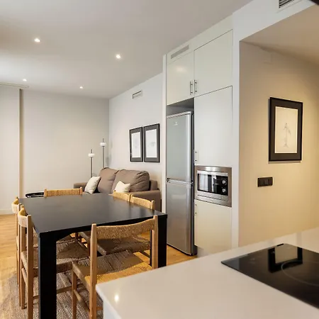 Apartament Uma Suites Barceloneta Beach *