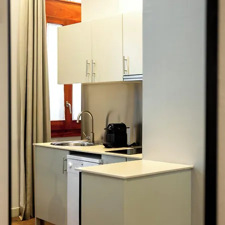 Uma Suites Barceloneta Beach Apartment Barcelona